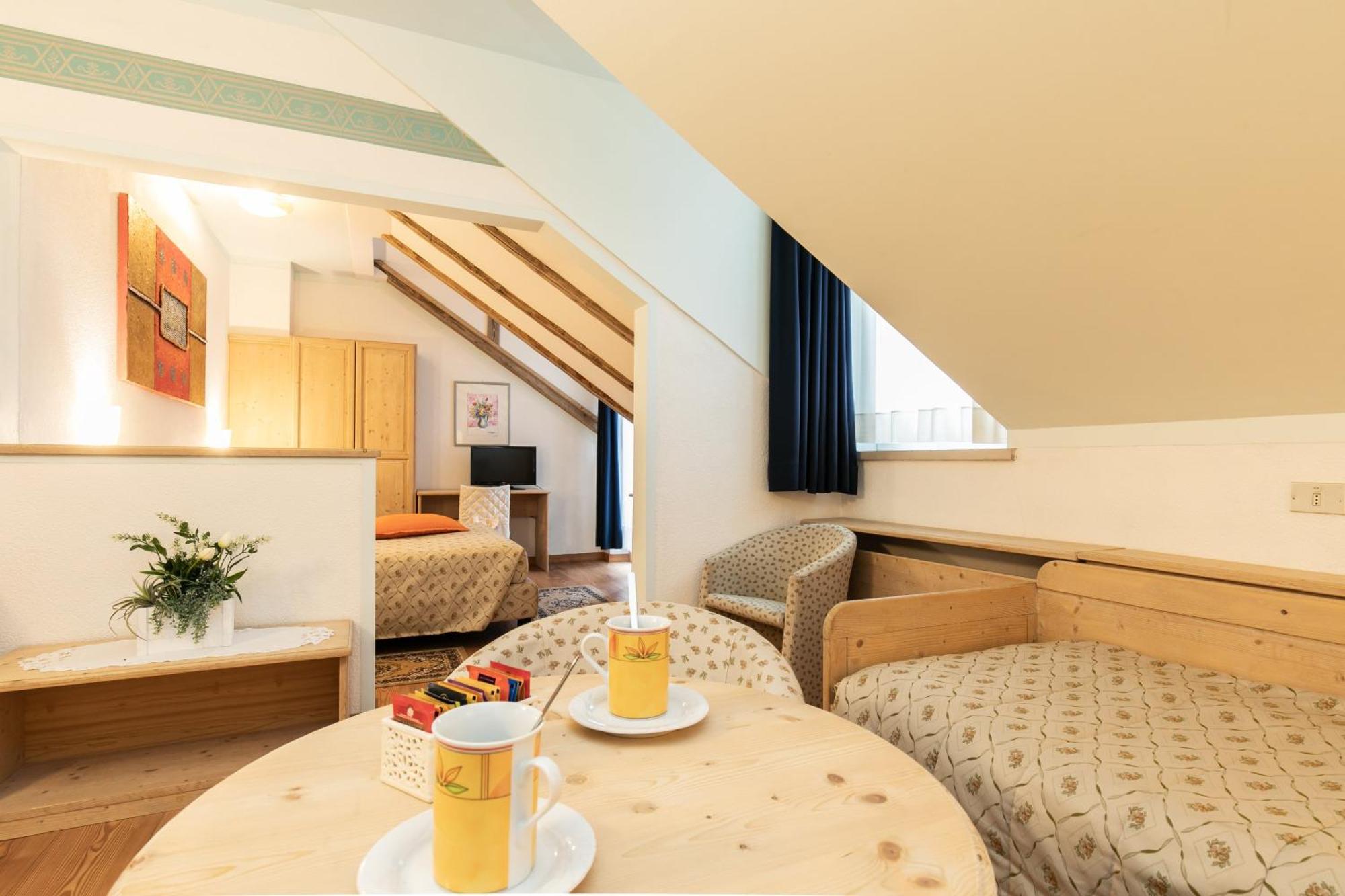 G. Hotel Des Alpes 산마르티노디카스트로차 외부 사진