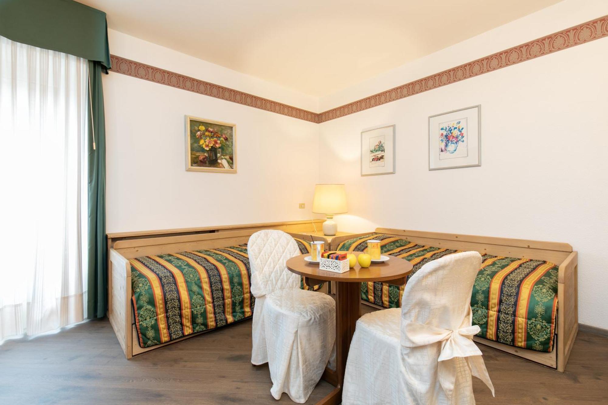 G. Hotel Des Alpes 산마르티노디카스트로차 외부 사진
