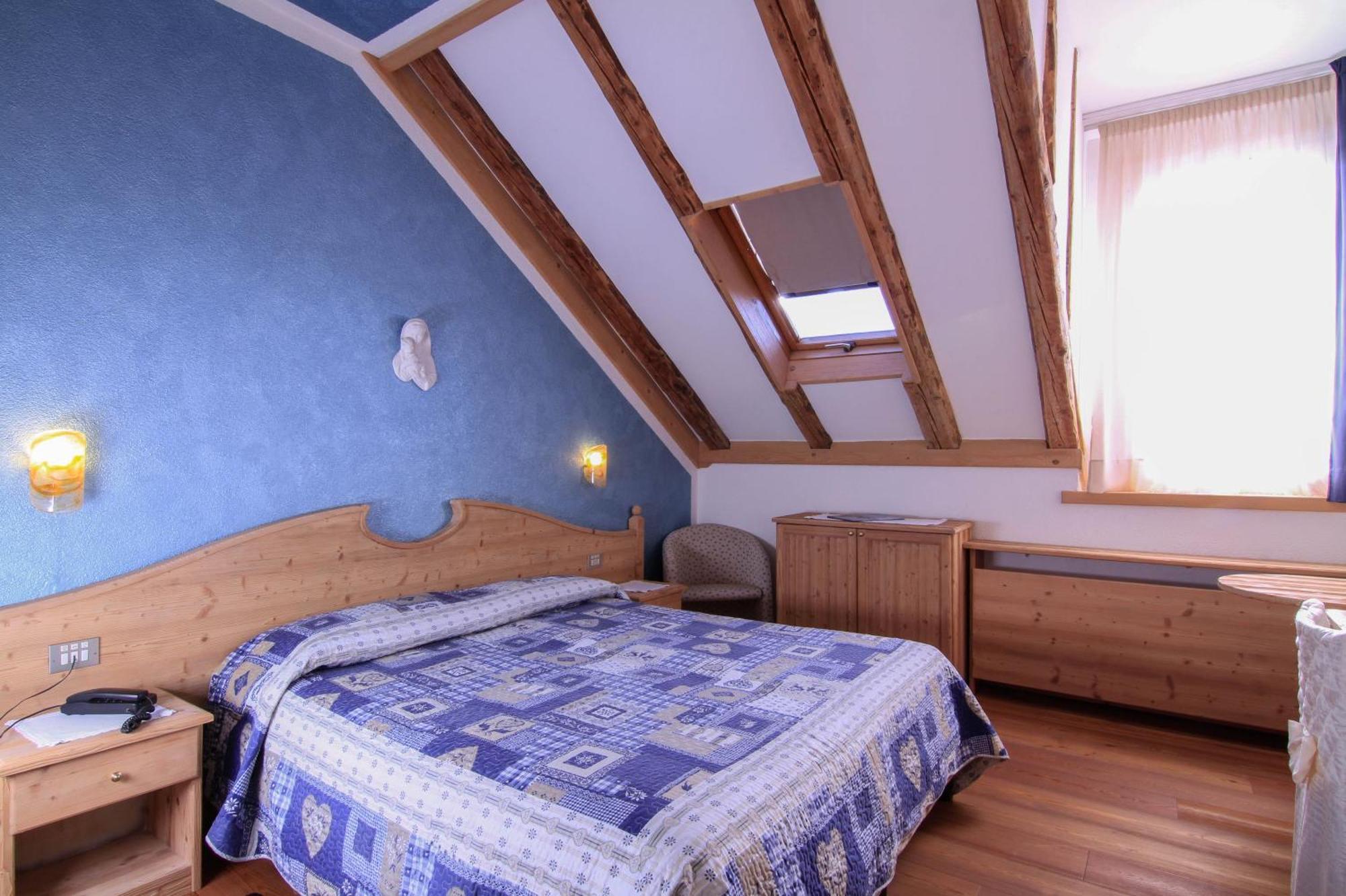 G. Hotel Des Alpes 산마르티노디카스트로차 외부 사진