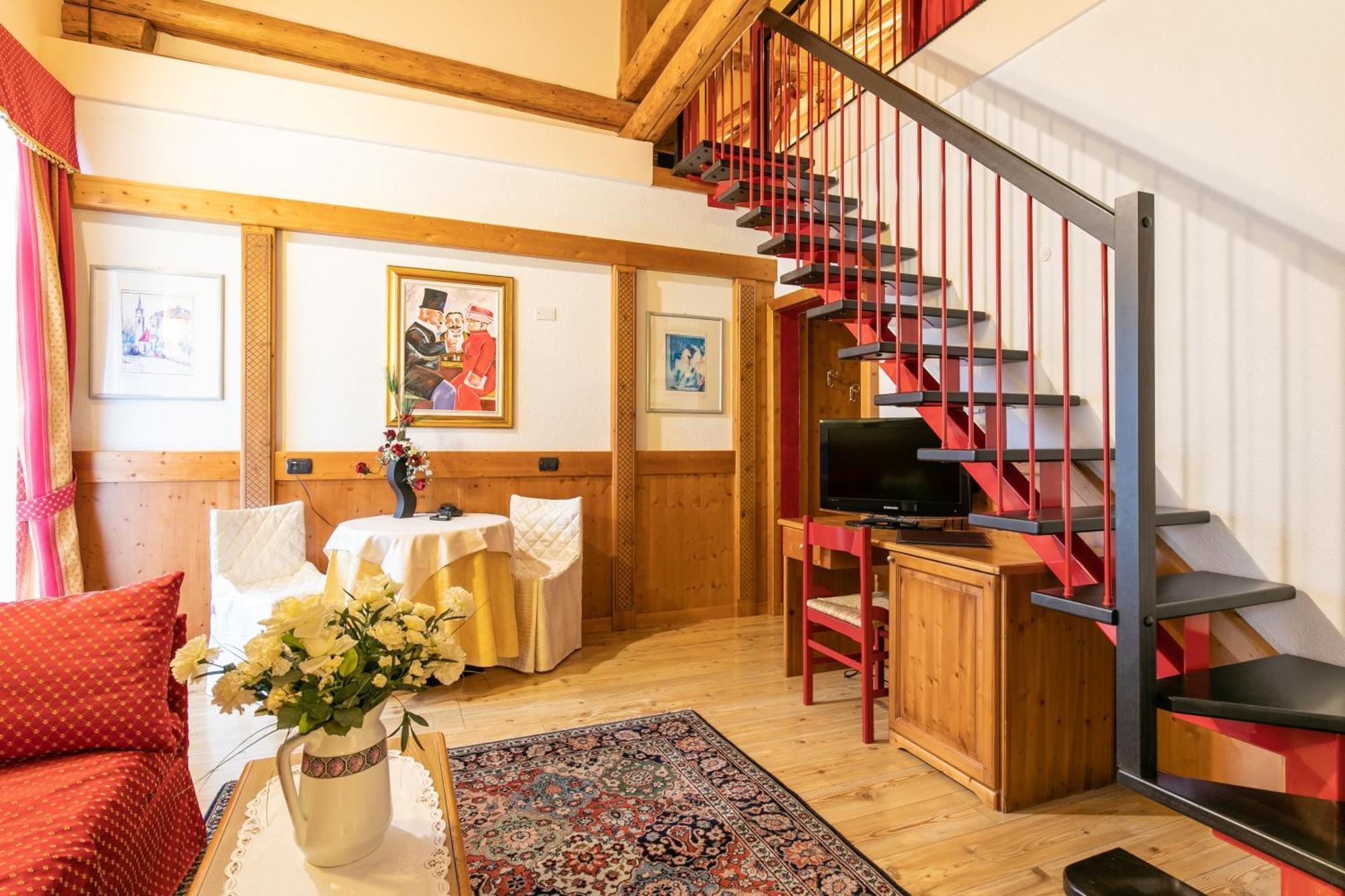 G. Hotel Des Alpes 산마르티노디카스트로차 외부 사진