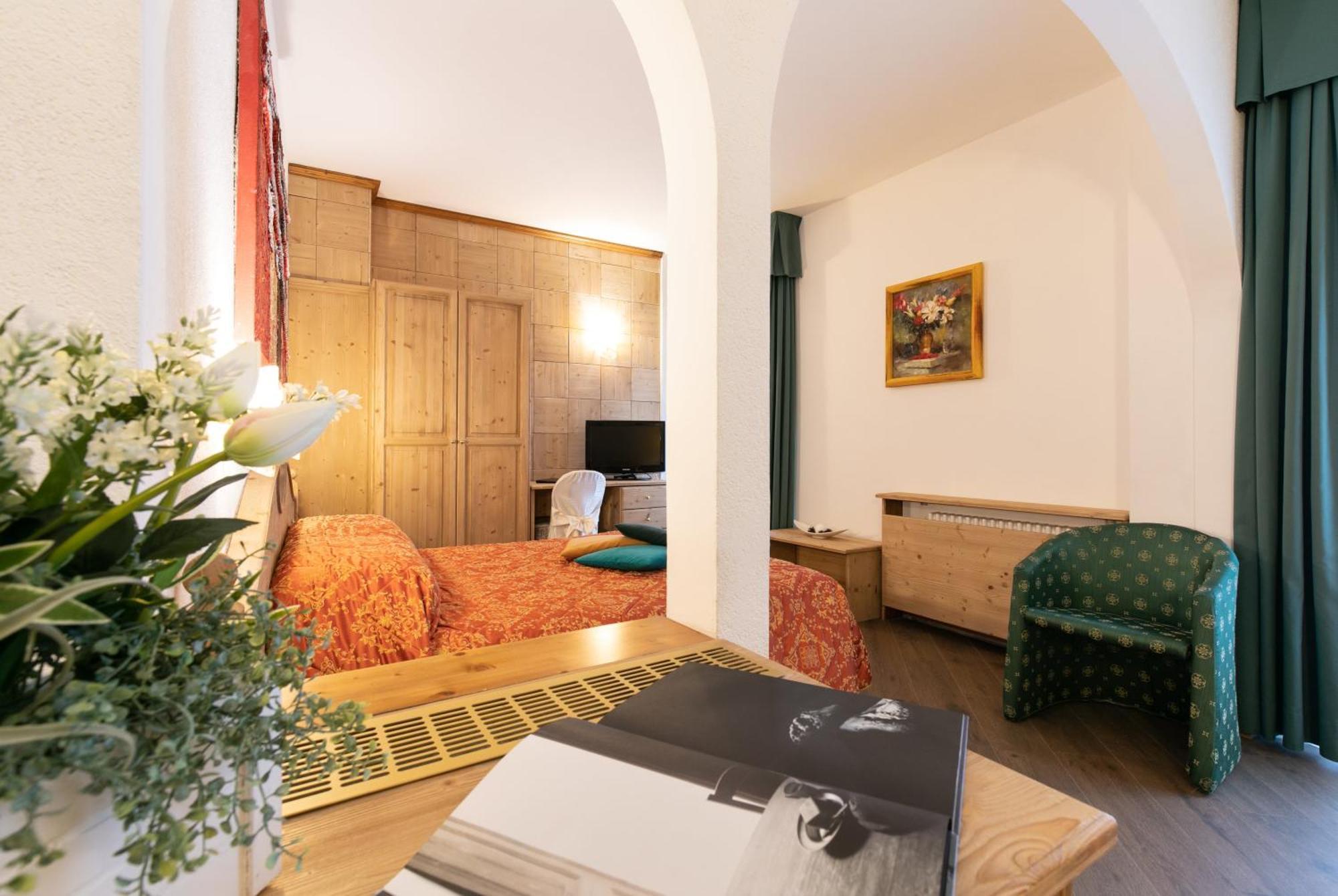 G. Hotel Des Alpes 산마르티노디카스트로차 외부 사진