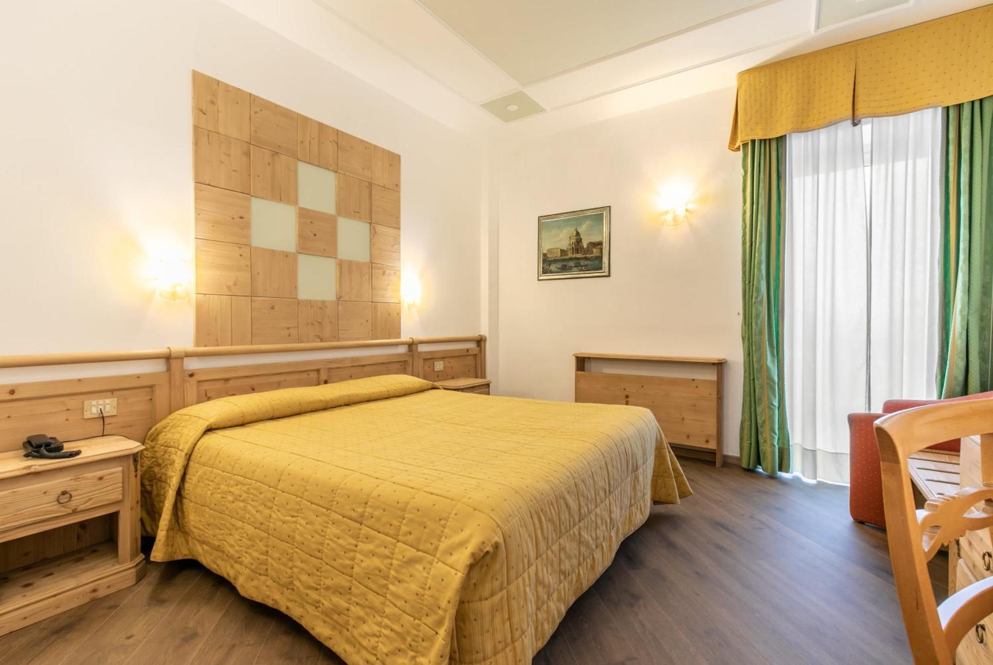 G. Hotel Des Alpes 산마르티노디카스트로차 외부 사진